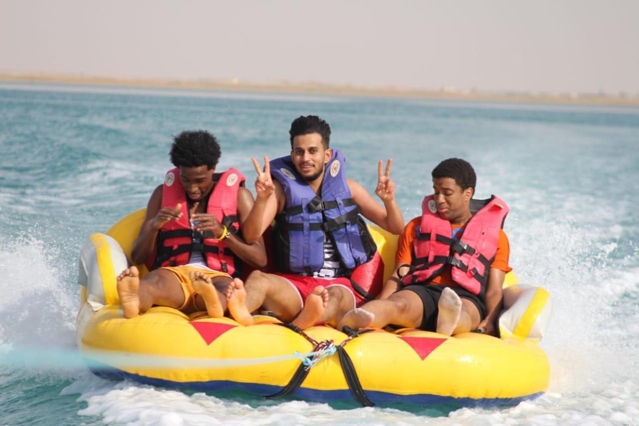 Dolphin Beach Resort Yanbu Luaran gambar