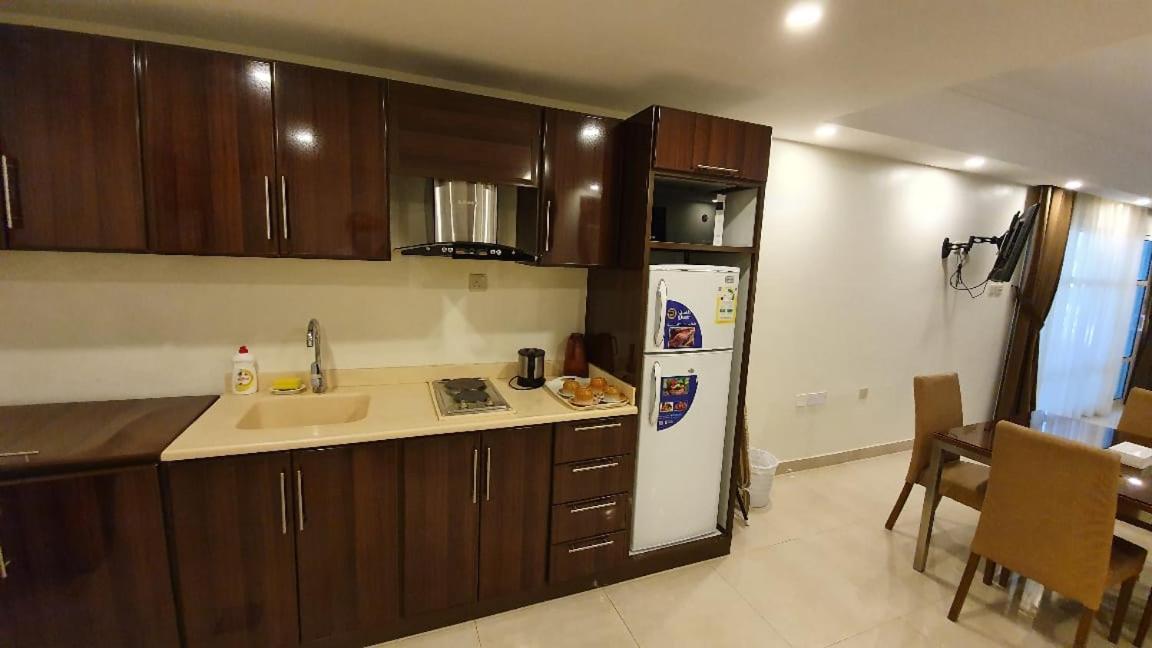 Dolphin Beach Resort Yanbu Luaran gambar